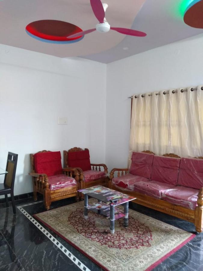 Yuga Guest House Kuttālam Exterior foto