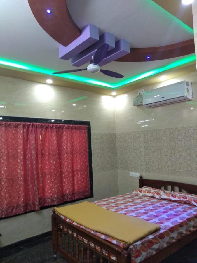 Yuga Guest House Kuttālam Exterior foto